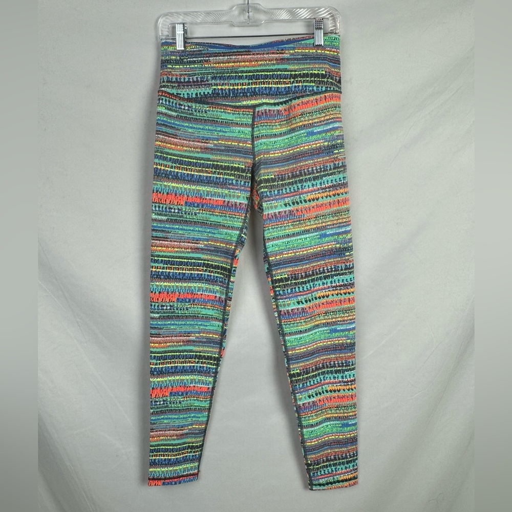 NWOT Victoria’s Secret VSX Sport Knockout Leggings Size Medium Multi-Color